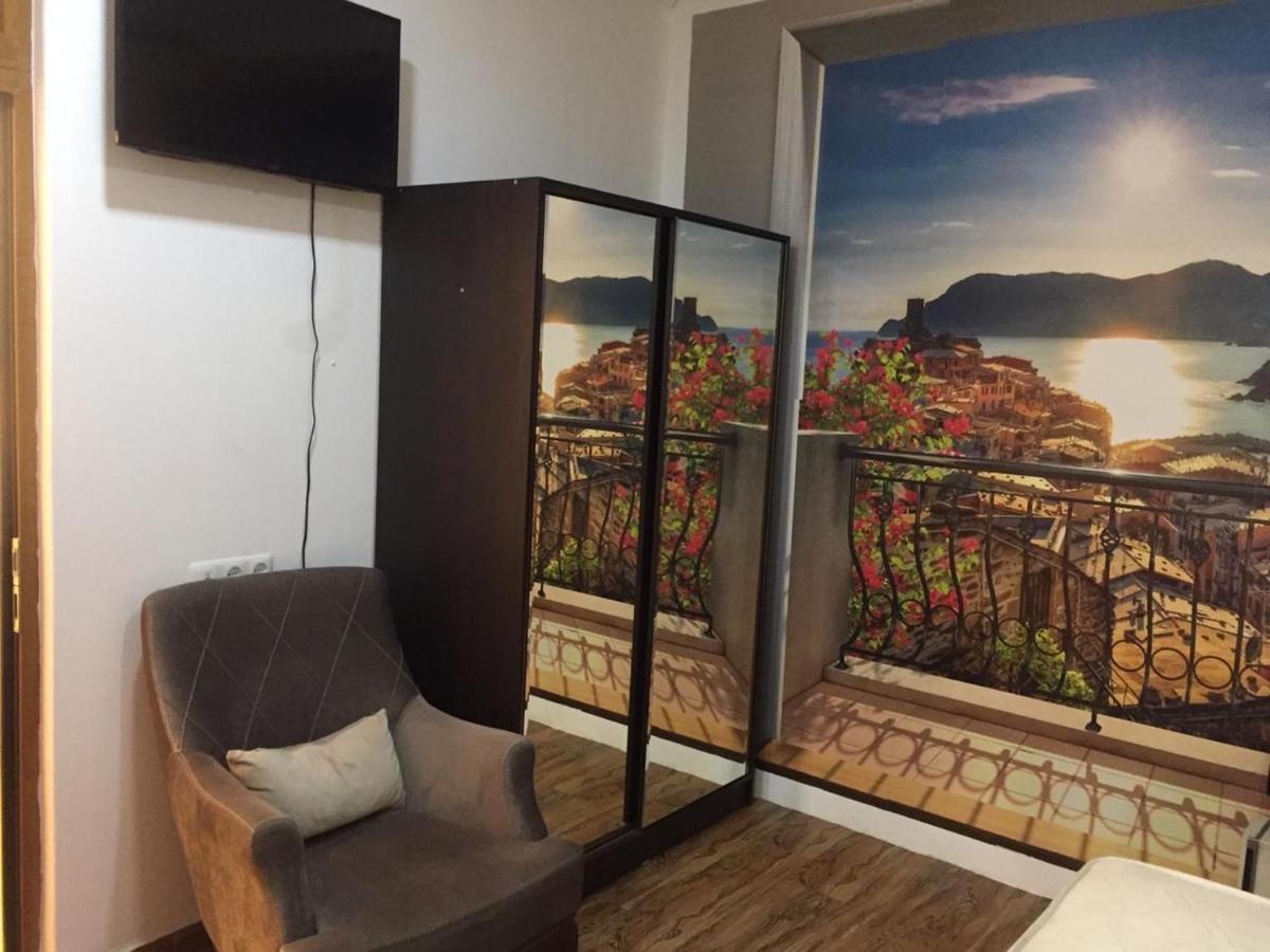 יירבאן Studio Apartment Near Republic Square מראה חיצוני תמונה